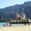 Bagni d’autunno a Mondello