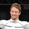 Button vince il primo duello con la Red Bull