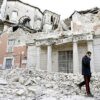 Pasqua tra gli sfollati e le macerie