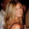 Aniston: “Nuda grazie all’adrenalina”