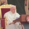 Papa Francesco: “Salvare i migranti, ma l’Ue non può lasciare sola l’Italia”